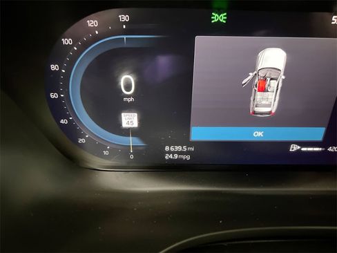 Used 2024 Volvo XC60 B5 Plus image 13