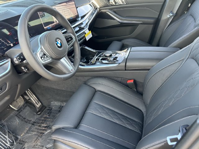 Used 2026 BMW X5 sDrive40i w/ M Sport Package RWD image 19