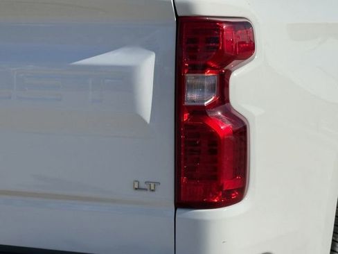 Certified 2025 Chevrolet Silverado 1500 LT image 8