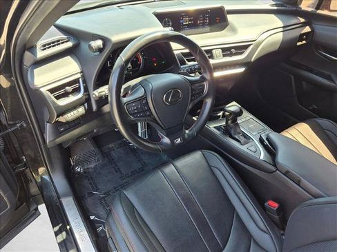 Used 2021 Lexus UX 200 F Sport w/ Accessory Package (Z1) FWD image 10