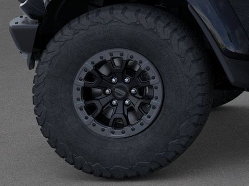New 2025 Ford Bronco Raptor w/ Interior Carbon Fiber Pack AWD/4WD image 21
