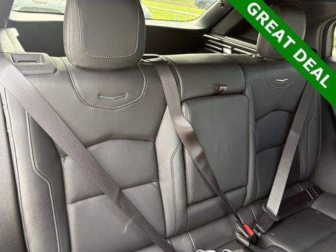 Used 2022 Cadillac XT4 Luxury w/ Cold Weather Package image 34