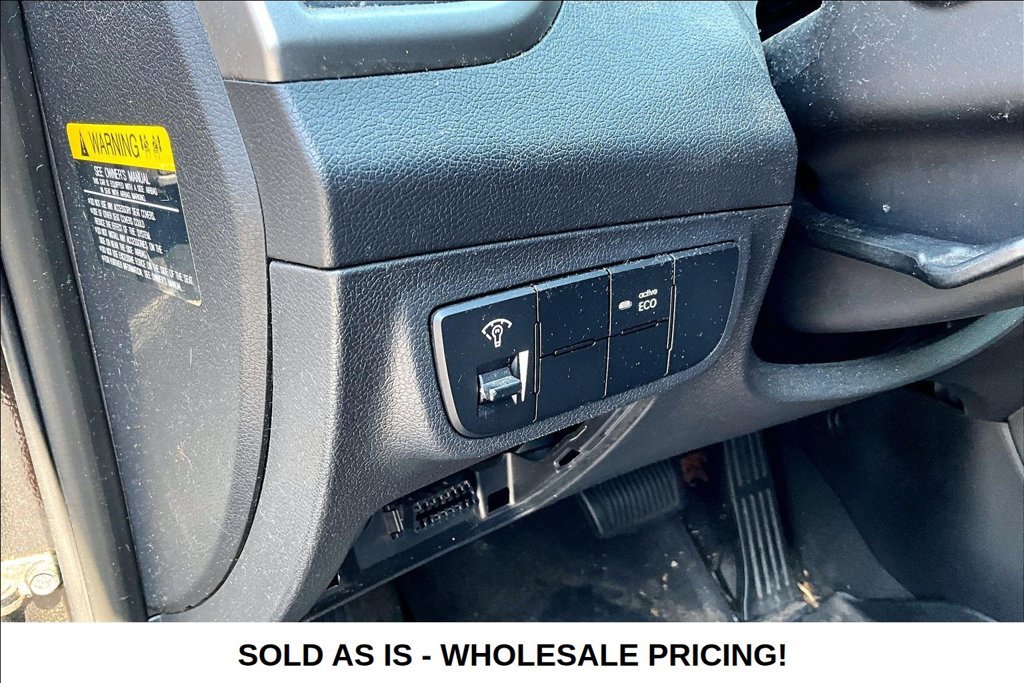 Used 2012 Hyundai Veloster FWD image 10