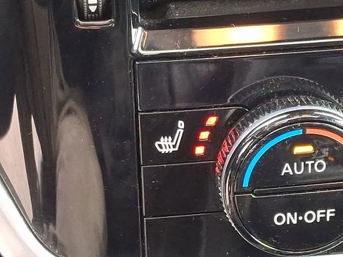 Certified 2021 Nissan Rogue SL w/ Premium Package image 25