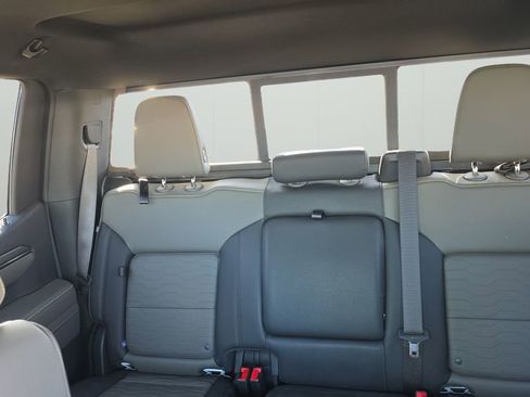 Used 2024 Chevrolet Silverado 1500 ZR2 w/ Technology Package image 13