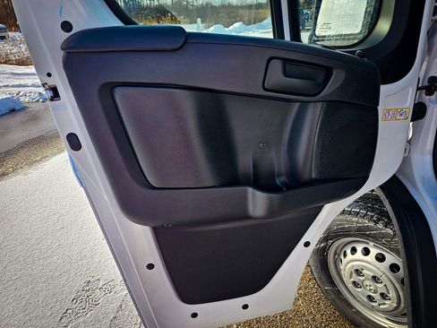 New 2026 RAM ProMaster 2500 w/ Convenience Group image 10