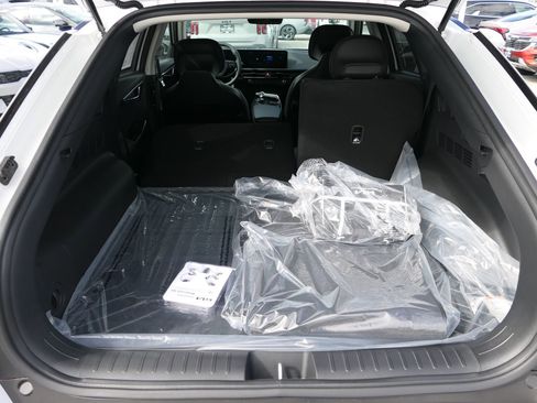New 2025 Kia EV6 Light w/ Light LR Technology Package RWD image 21