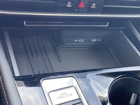 New 2026 Volkswagen Atlas Peak Edition image 25