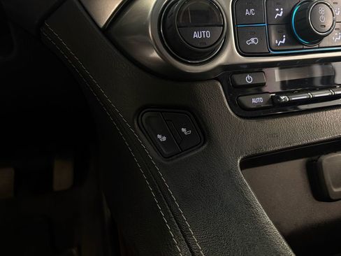 Used 2019 Chevrolet Tahoe LT AWD/4WD image 34