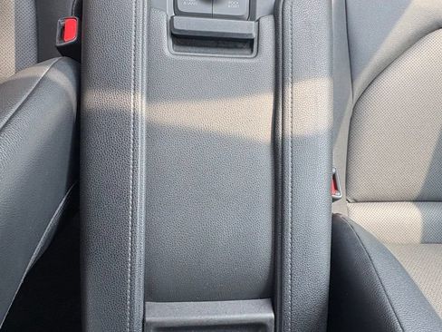 Used 2025 Toyota Grand Highlander AWD image 26