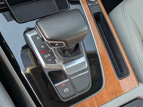 Used 2022 Audi Q5 2.0T Premium Plus w/ Premium Plus Package image 24