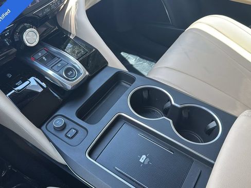 Used 2025 Acura MDX FWD image 30