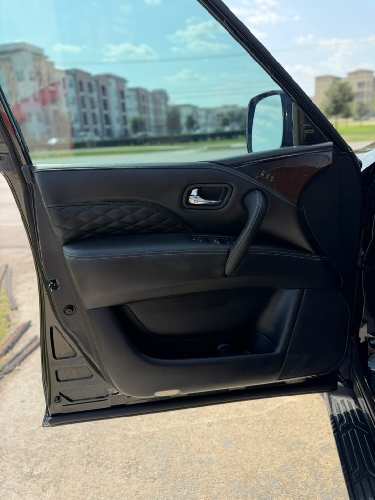 Used 2019 INFINITI QX80 Luxe w/ Proactive Package RWD image 12