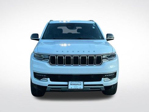 Used 2024 Jeep Wagoneer Series II AWD/4WD image 11