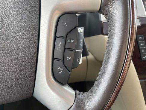 Used 2014 Cadillac Escalade Premium image 24