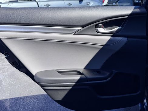 Used 2021 Honda Civic Touring image 30