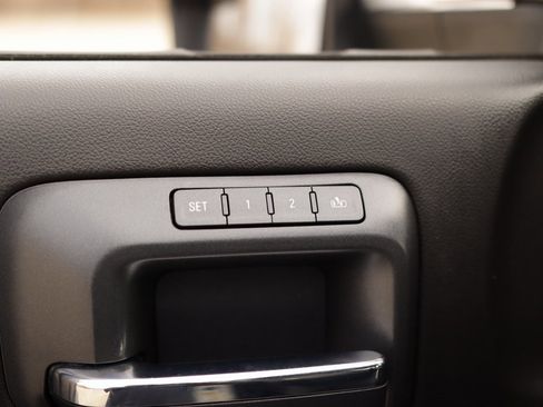 Used 2015 Chevrolet Silverado 2500 LTZ w/ LTZ Plus Package image 26