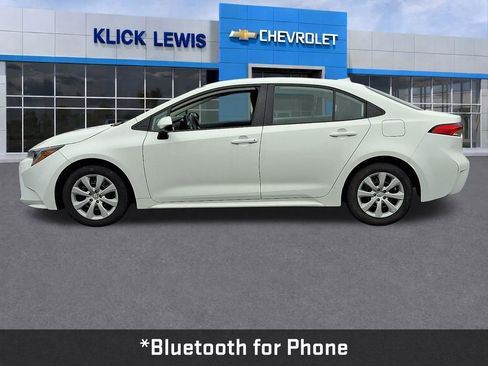 Used 2024 Toyota Corolla LE image 4