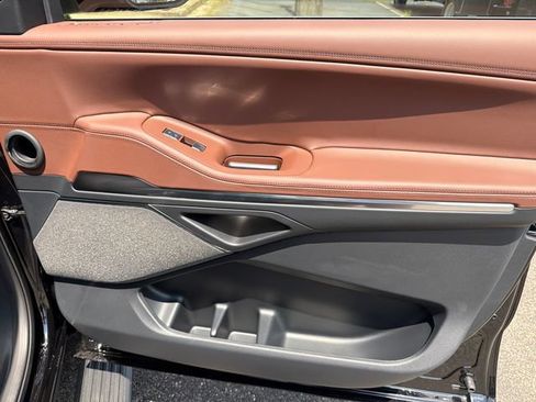 New 2027 Lincoln Navigator Reserve AWD/4WD image 14