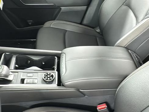 New 2026 Nissan Pathfinder SL AWD/4WD image 34