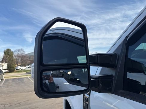 Used 2025 Ford F350 XLT image 19