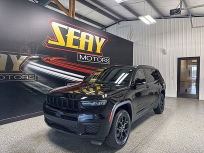 Used 2024 Jeep Grand Cherokee L Laredo