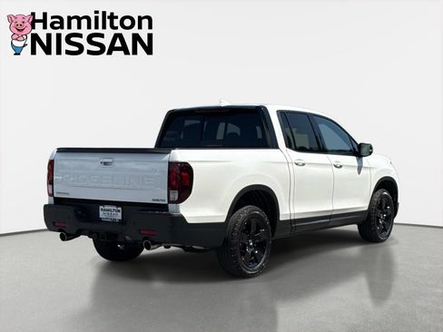 Used 2024 Honda Ridgeline Black Edition image 2