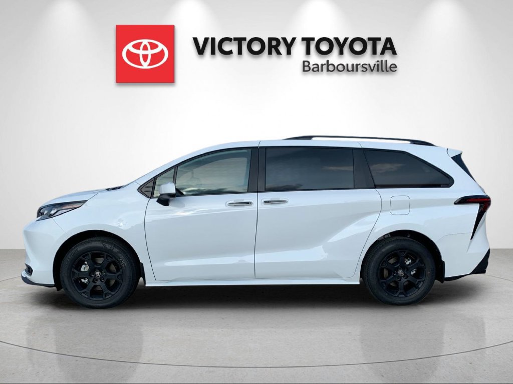 New 2026 Toyota Sienna XLE Woodland Edition AWD/4WD image 2