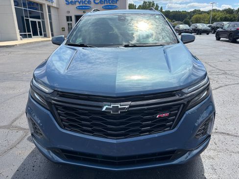 Used 2024 Chevrolet Equinox RS AWD/4WD image 3