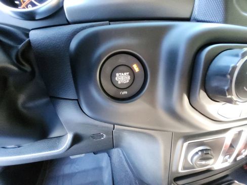 Used 2023 Jeep Wrangler Sport S image 21