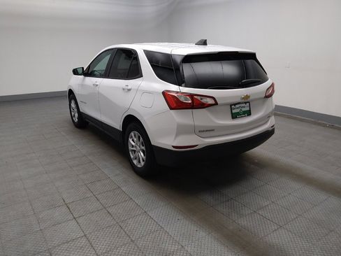 Used 2021 Chevrolet Equinox LS w/ LS Convenience Package AWD/4WD image 5