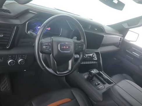 Used 2023 GMC Sierra 1500 AT4 w/ AT4 Preferred Package AWD/4WD image 17
