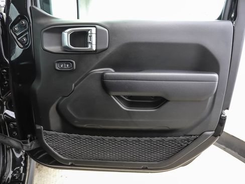 Used 2023 Jeep Wrangler Willys image 22