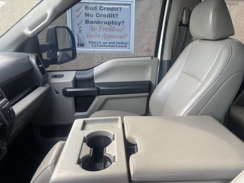 Used 2022 Ford F250 XL w/ Power Equipment Group image 14
