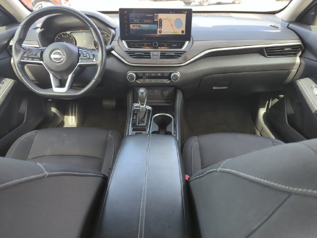 Certified 2024 Nissan Altima 2.5 SV w/ SV Premium Package FWD image 23