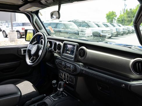 Used 2019 Jeep Wrangler Unlimited Sport S AWD/4WD image 21