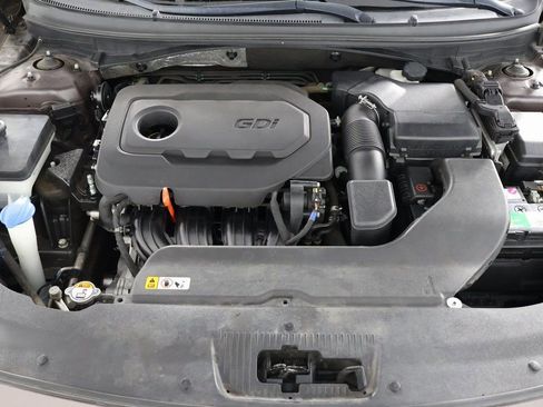 Used 2017 Hyundai Sonata SE FWD image 14