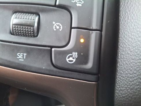 Used 2021 Chevrolet Tahoe High Country w/ Premium Package image 27