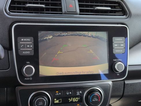 Used 2020 Nissan Leaf S FWD image 24