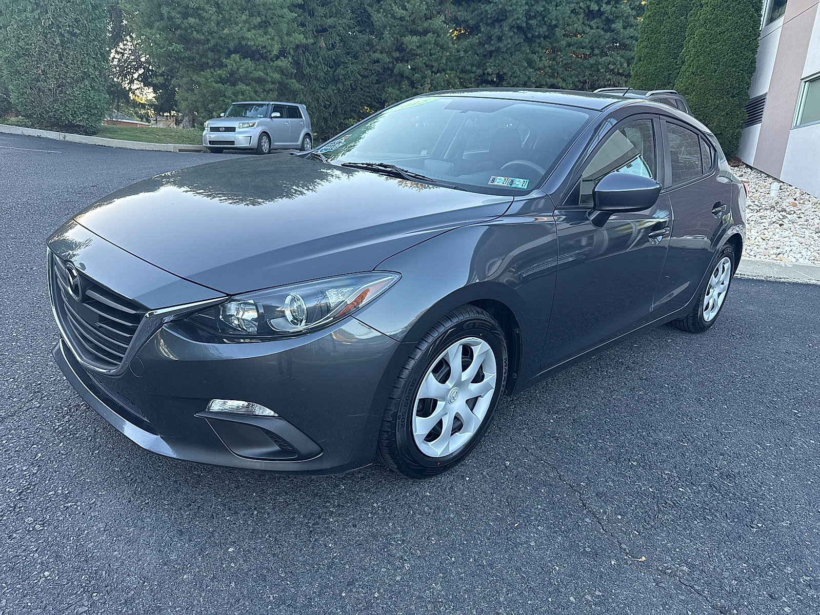 Used 2015 MAZDA MAZDA3 i Sport FWD image 11