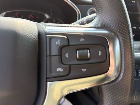 Used 2025 Chevrolet Blazer LT AWD/4WD image 20