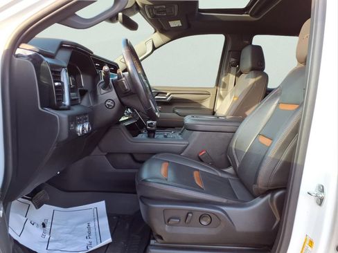 Certified 2022 GMC Sierra 1500 AT4 w/ AT4 Premium Package image 14