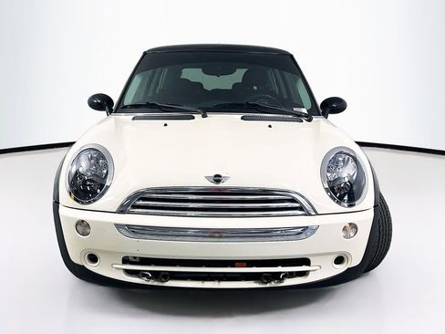 Used 2006 MINI Cooper Hardtop FWD image 4