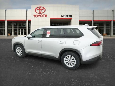 New 2026 Toyota Grand Highlander AWD Hybrid image 14