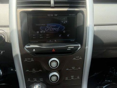 Used 2013 Ford Edge SEL AWD/4WD image 17