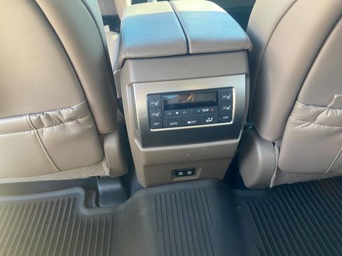 Used 2022 Lexus GX 460 Luxury image 10