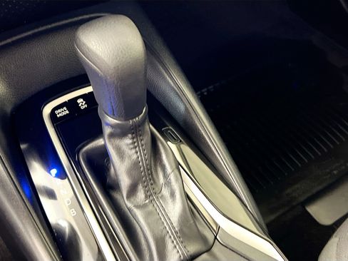 Used 2024 Toyota Corolla LE image 24