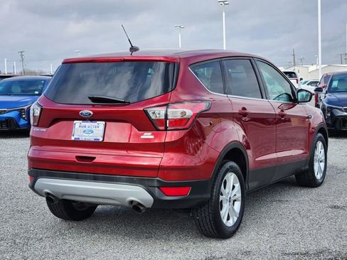 Used 2017 Ford Escape SE image 5