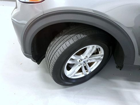 Used 2023 Ford Explorer XLT w/ Equipment Group 202A image 24