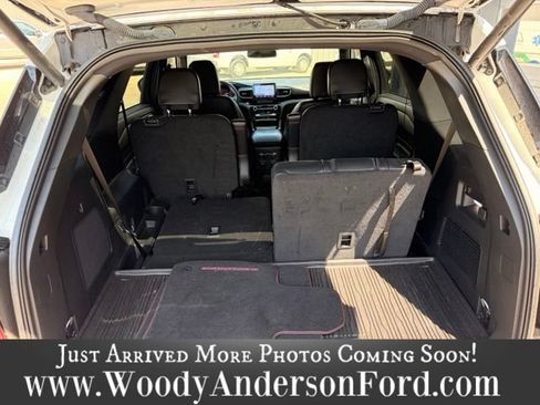 Used 2023 Ford Explorer ST-Line w/ Class IV Trailer Tow Package RWD image 6